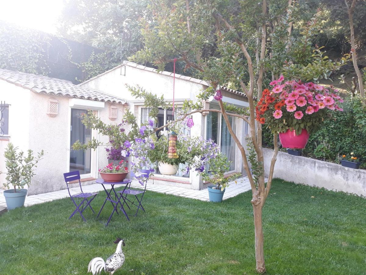 Dans Un Jardin Bb Et Jacuzzi Bed and Breakfast Mandelieu Exteriör bild