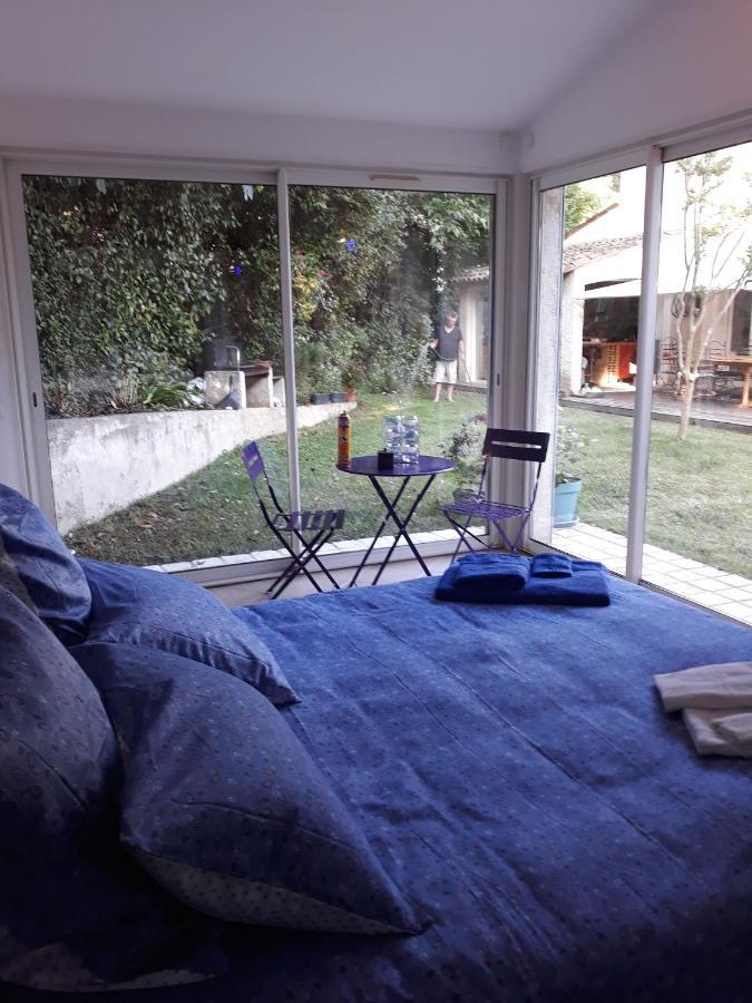Dans Un Jardin Bb Et Jacuzzi Bed and Breakfast Mandelieu Exteriör bild