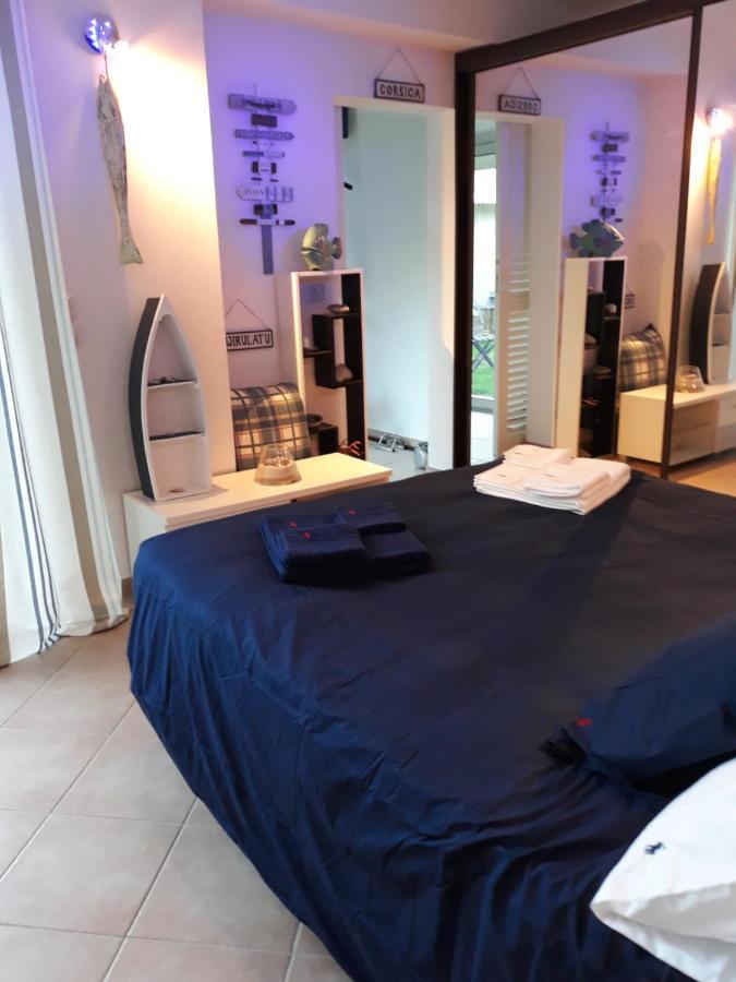Dans Un Jardin Bb Et Jacuzzi Bed and Breakfast Mandelieu Exteriör bild