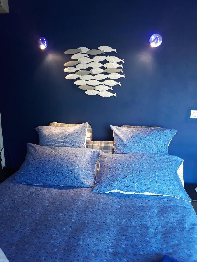 Dans Un Jardin Bb Et Jacuzzi Bed and Breakfast Mandelieu Exteriör bild